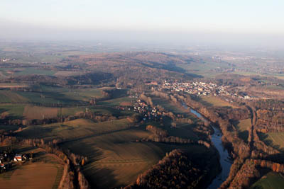 November 2018 | M&uuml;ndung der Chemnitz in die Zwickauer Mulde mit Wechselburg und dem Rochlitzer Berg
